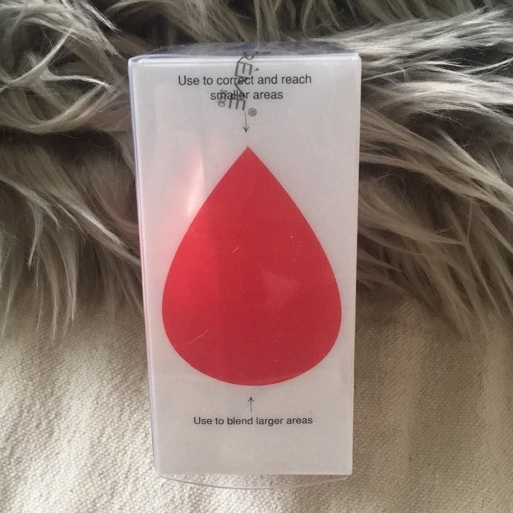 Precision blending sponge - Picture 2 of 4